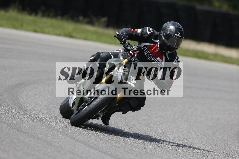 /27 12.06.2025 Ducati Schweiz Trackday Warmup  ADR/gruen-vert/28